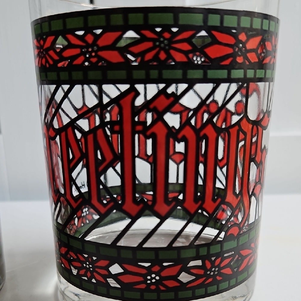 Festive MCM Holiday Glasses Set - Red and Green